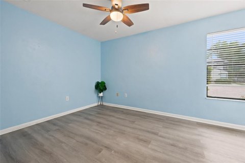 Adosado en venta en Gainesville, Florida, 2 dormitorios, 112.23 m2 № 2196242 - foto 8