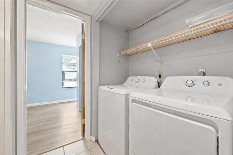 Adosado en venta en Gainesville, Florida, 2 dormitorios, 112.23 m2 № 2196242 - foto 16