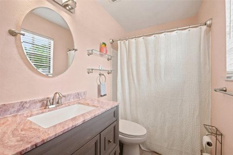 Adosado en venta en Gainesville, Florida, 2 dormitorios, 112.23 m2 № 2196242 - foto 14