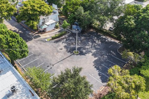 Купить коммерческую недвижимость в Помпано-Бич, Флорида № 2034214 - фото 30