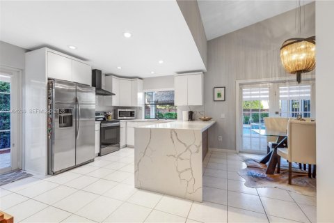 Купить виллу или дом в Майами, Флорида 3 спальни, 128.48м2, № 2050819 - фото 21