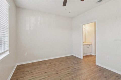 Condo in Tampa, Florida, 2 bedrooms  № 2096684 - photo 20