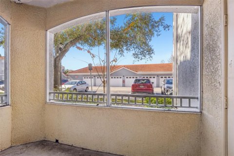 Condo in Tampa, Florida, 2 bedrooms  № 2096684 - photo 3