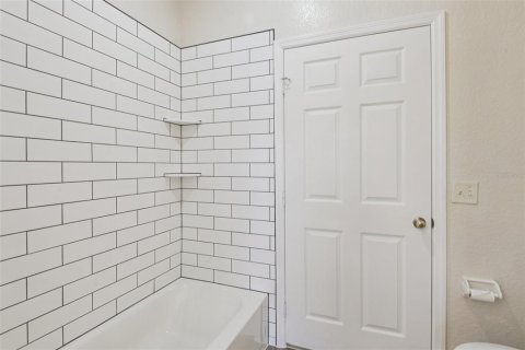 Condo in Tampa, Florida, 2 bedrooms  № 2096684 - photo 17