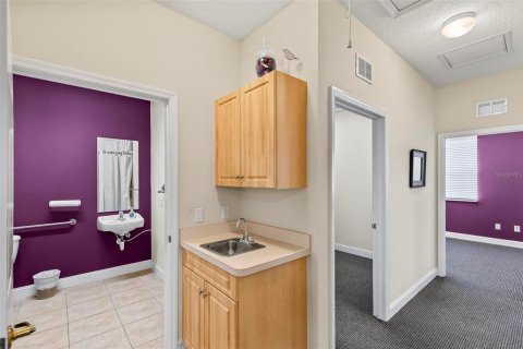 Propiedad comercial en venta en Palm Coast, Florida, 95.78 m2 № 1820721 - foto 13