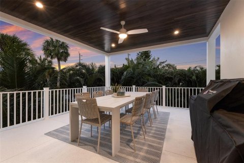 Casa en venta en Anna Maria, Florida, 5 dormitorios, 302.4 m2 № 1609609 - foto 13