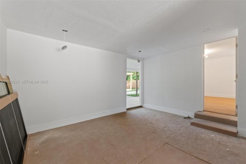 Casa en alquiler en Fort Lauderdale, Florida, 3 dormitorios, 144.74 m2 № 1990678 - foto 13