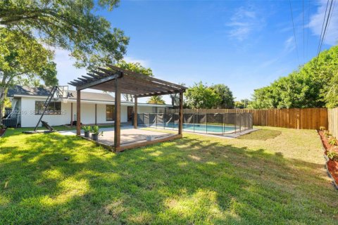 Casa en alquiler en Fort Lauderdale, Florida, 3 dormitorios, 144.74 m2 № 1990678 - foto 12