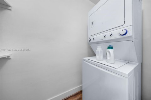 Appartement à louer à Miami Beach, Floride: 2 chambres, 102.19 m2 № 1898354 - photo 26