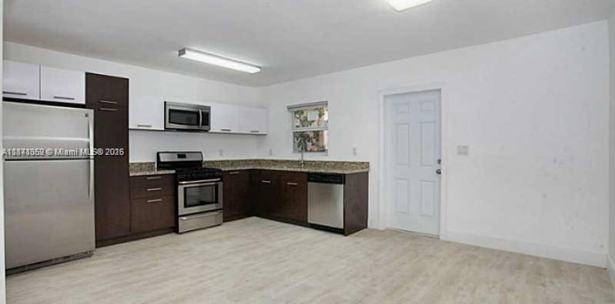Apartamento en Miami Beach, Florida 2 dormitorios, 102.19 m2 № 1898354