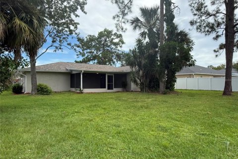 House in Palm Bay, Florida 3 bedrooms, 163.32 sq.m. № 1883333 - photo 27