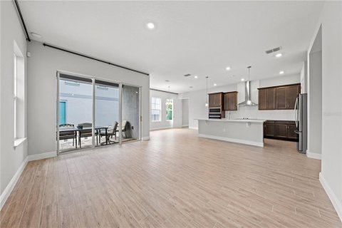 Villa ou maison à louer à Orlando, Floride: 4 chambres, 256.22 m2 № 1907453 - photo 17