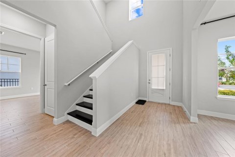 Villa ou maison à louer à Orlando, Floride: 4 chambres, 256.22 m2 № 1907453 - photo 10