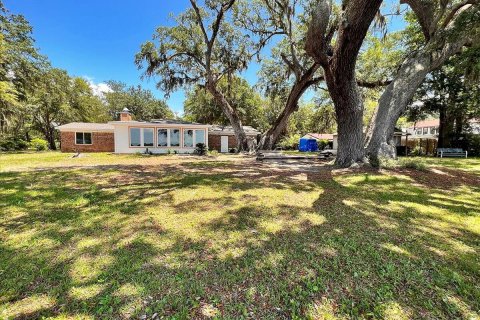 House in Navarre, Florida 3 bedrooms, 185.8 sq.m. № 561701 - photo 1