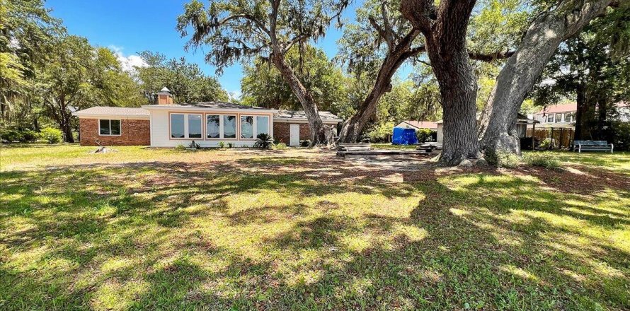 House in Navarre, Florida 3 bedrooms, 185.8 sq.m. № 561701