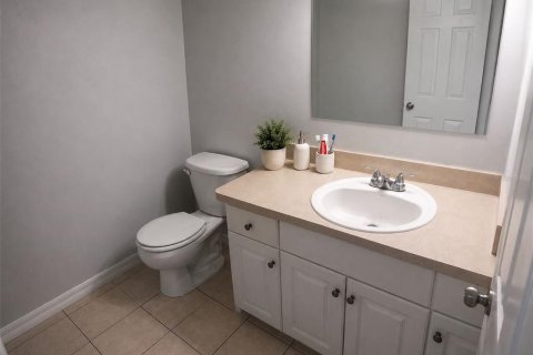 Immobilier commercial à vendre à Saint Petersburg, Floride: 3 chambres, 111.48 m2 № 2284575 - photo 5