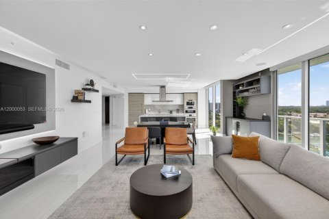 Купить кондоминиум в Санни-Айлс-Бич, Флорида 3 спальни, 175.77м2, № 2065562 - фото 23