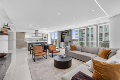 Купить кондоминиум в Санни-Айлс-Бич, Флорида 3 спальни, 175.77м2, № 2065562 - фото 6