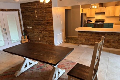 Villa ou maison à vendre à Okeechobee, Floride: 4 chambres № 1962818 - photo 7