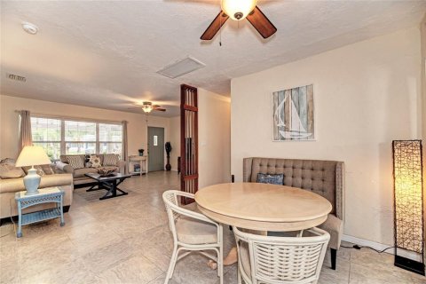 Casa en venta en Sarasota, Florida, 3 dormitorios, 114.64 m2 № 1653951 - foto 9