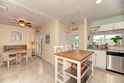 Casa en venta en Sarasota, Florida, 3 dormitorios, 114.64 m2 № 1653951 - foto 10