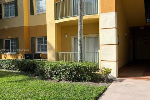 Condominio en alquiler en Doral, Florida, 2 dormitorios, 84.54 m2 № 2019555 - foto 4