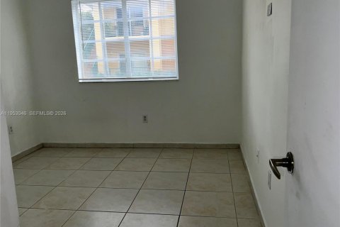 Condominio en alquiler en Doral, Florida, 2 dormitorios, 84.54 m2 № 2019555 - foto 22