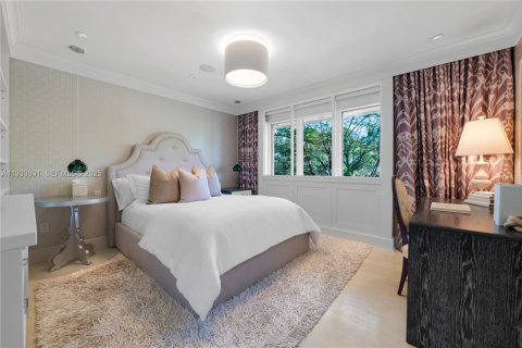 Casa en venta en Miami Beach, Florida, 7 dormitorios, 653.47 m2 № 1992200 - foto 24
