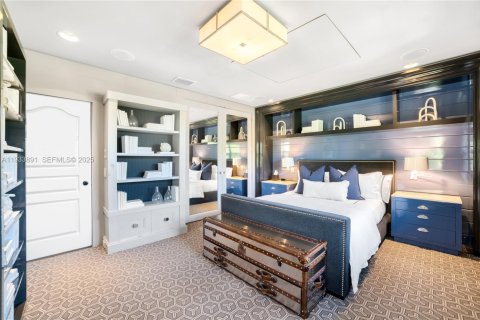 Casa en venta en Miami Beach, Florida, 7 dormitorios, 653.47 m2 № 1992200 - foto 23