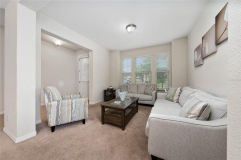 Casa en venta en Orlando, Florida, 4 dormitorios, 273.6 m2 № 1766010 - foto 3