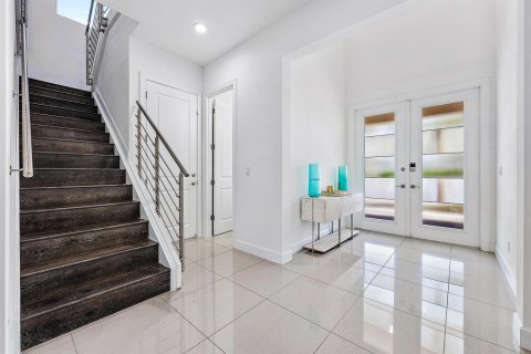 House in Lake Worth, Florida 5 bedrooms, 343.74 sq.m. № 2399652 - photo 19