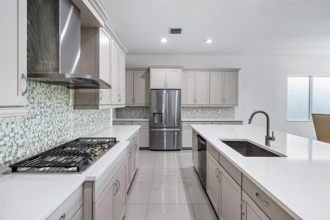 House in Lake Worth, Florida 5 bedrooms, 343.74 sq.m. № 2399652 - photo 3
