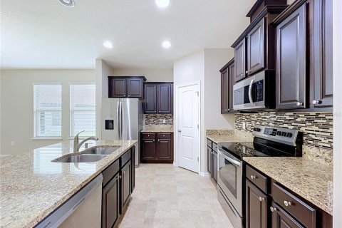 Casa en venta en Lakeland, Florida, 3 dormitorios, 170.57 m2 № 2275740 - foto 13