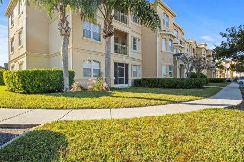 Condo in Davenport, Florida, 3 bedrooms  № 2137643 - photo 28