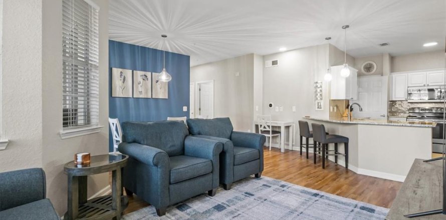 Condo in Davenport, Florida, 3 bedrooms  № 2137643