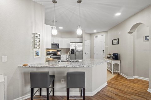 Condo in Davenport, Florida, 3 bedrooms  № 2137643 - photo 7