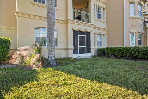 Condo in Davenport, Florida, 3 bedrooms  № 2137643 - photo 2
