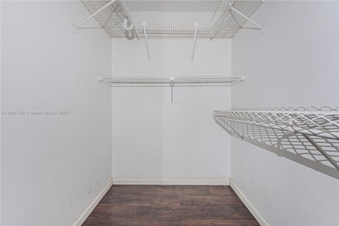 Condominio en venta en Lauderhill, Florida, 2 dormitorios, 102.66 m2 № 1959650 - foto 19