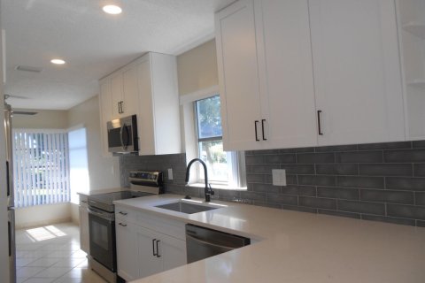 Copropriété à louer à Delray Beach, Floride: 2 chambres, 111.95 m2 № 2397767 - photo 3