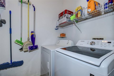 Villa ou maison à vendre à Tarpon Springs, Floride: 4 chambres, 211.17 m2 № 2419386 - photo 29