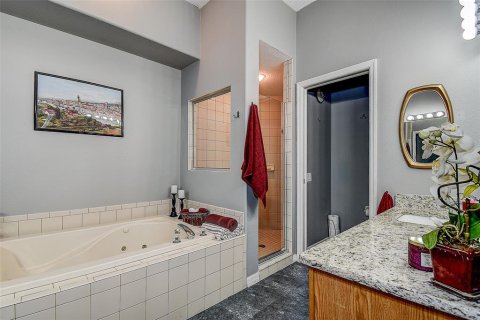 Villa ou maison à vendre à Tarpon Springs, Floride: 4 chambres, 211.17 m2 № 2419386 - photo 21