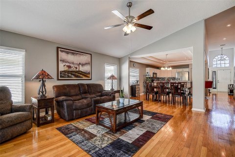 Villa ou maison à vendre à Tarpon Springs, Floride: 4 chambres, 211.17 m2 № 2419386 - photo 16