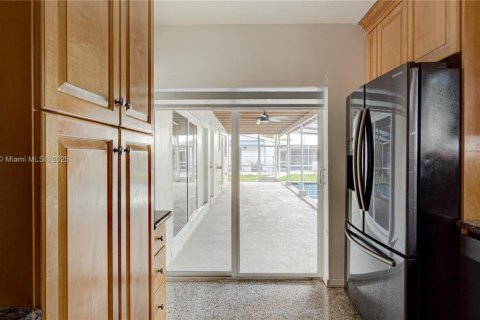 Casa en alquiler en Miami, Florida, 3 dormitorios, 134.71 m2 № 1895493 - foto 30