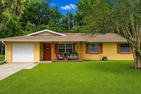 Casa en Ocala, Florida 3 dormitorios, 120.4 m2 № 2132641