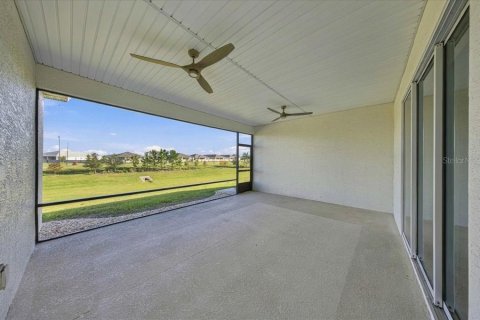 House in Ocala, Florida 4 bedrooms, 281.87 sq.m. № 2428668 - photo 29