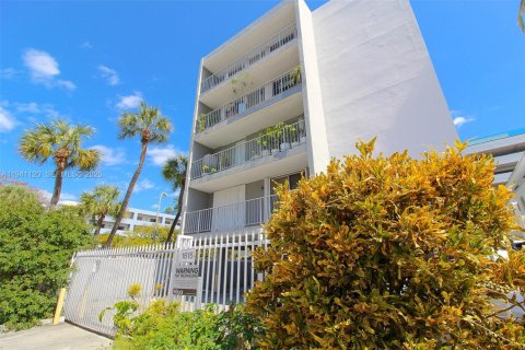 Снять в аренду кондоминиум в Майами-Бич, Флорида 1 спальня, 62.24м2, № 1998531 - фото 19