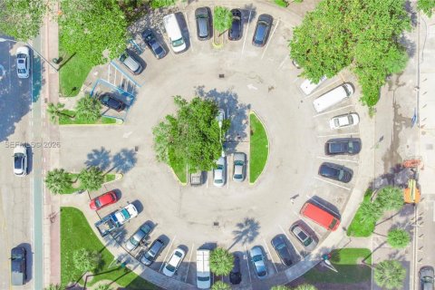 Снять в аренду кондоминиум в Майами-Бич, Флорида 1 спальня, 62.24м2, № 1998531 - фото 25