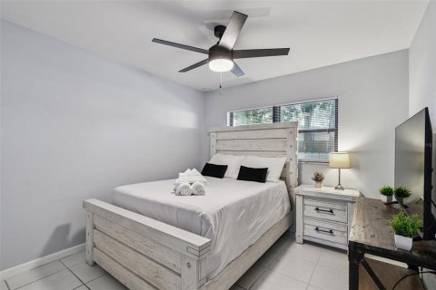 Villa ou maison à vendre à Tampa, Floride: 3 chambres, 206.52 m2 № 2147453 - photo 18