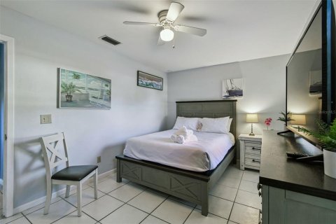 Villa ou maison à vendre à Tampa, Floride: 3 chambres, 206.52 m2 № 2147453 - photo 17
