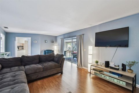Villa ou maison à vendre à Tampa, Floride: 3 chambres, 206.52 m2 № 2147453 - photo 10